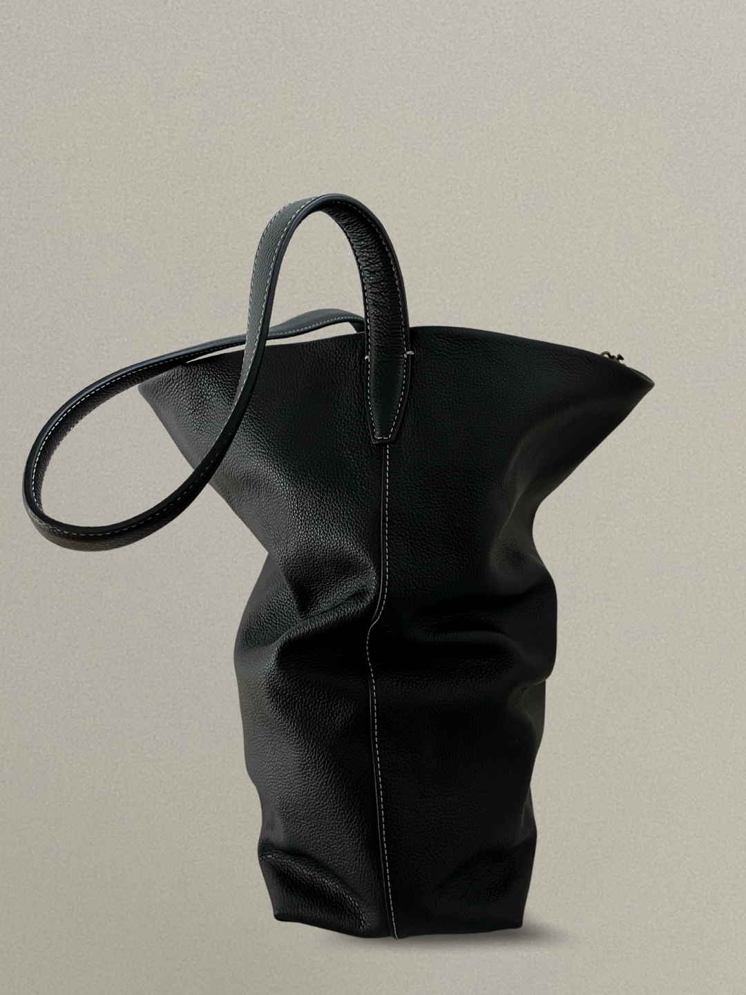 Léo N/S tote bag_Black